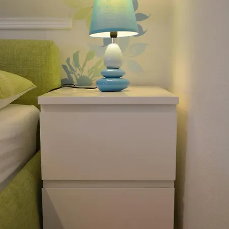 - Apartman
